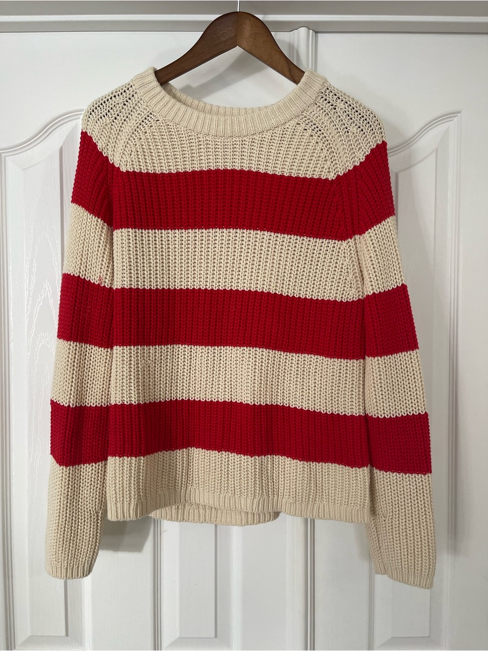 Velvet by Graham & Spencer size M red ivory stripes cozy sweater - Picture 4 of 7